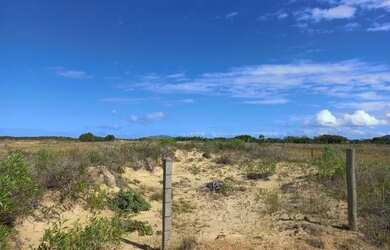 Imagem: O terreno possui 350m² de Área e está localizado em Centro