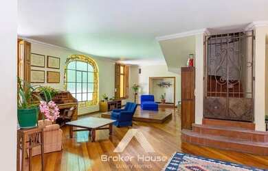 Imagem 1: Casa Padrão para Venda em Alto da Boa Vista São Paulo-SP