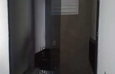 Imagem 5: Lindo apto todo no porcelanato, box nos banheiros e alguns moveis caso queira alugar