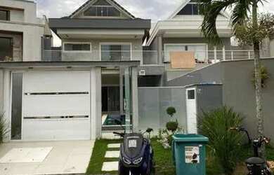 Imagem: O apartamento possui 4 Dormitórios, 5 Banheiros, 2 Vagas na