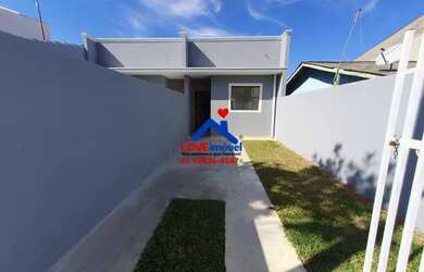 Imagem: A casa possui 2 Dormitórios, 1 Banheiro, 1 Vaga na garagem