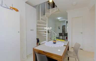 Imagem: O apartamento na cobertura possui 3 Dormitórios, 2 Banheiros