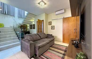 Imagem: A casa em condomínio possui 2 Dormitórios, 2 Banheiros, 2