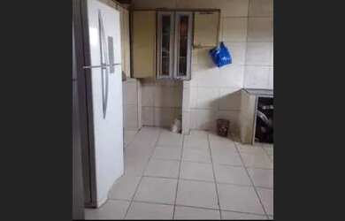 Imagem: A casa possui 2 Dormitórios, 2 Banheiros e está localizado