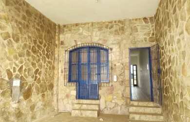 Imagem: A casa possui 5 Dormitórios, 5 Banheiros, 2 Vagas na garagem