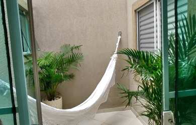 Imagem: A casa possui 3 Dormitórios, 3 Banheiros, 2 Vagas na garagem