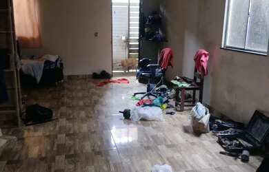 Imagem 2: Vende-se uma casa. 1 Banheiroe1 Dormitório