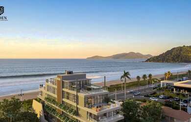 Imagem 3: Casa de Condomínio em Construção na Praia Brava de Itajaí, Santa Catarina