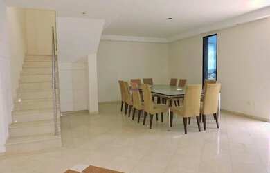 Imagem: O apartamento possui 3 Dormitórios, 5 Banheiros, 3 Vagas na