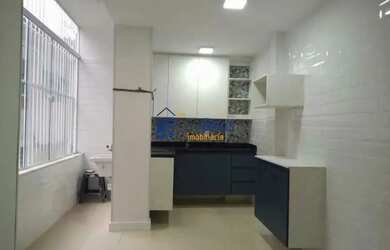 Imagem: O apartamento possui 2 Dormitórios, 1 Banheiro e 54m² de Área