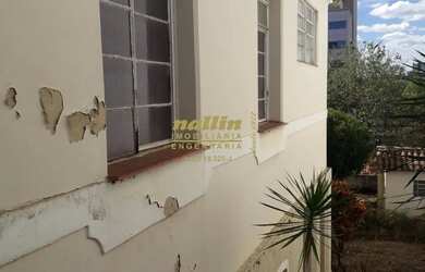 Imagem 7: Casa Comercial Centro. 481m² de Áreae5 Vagas na garagem