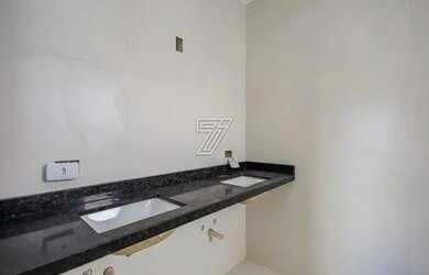 Imagem 13: Sobrado a venda possui 176 m2 com 3 quartos 1 vaga garagem