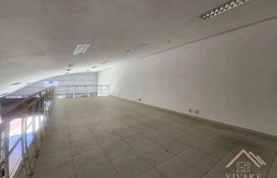 Imagem: O depósito possui 230m² de Área e está localizado em Jardim