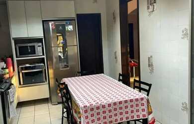 Imagem 11: Casa para Locação em Pinhais, Centro, 3 dormitórios, 1 suíte, 3 banheiros,...