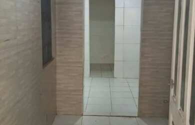 Imagem: A casa possui 4 Dormitórios e 3 Banheiros e está localizado