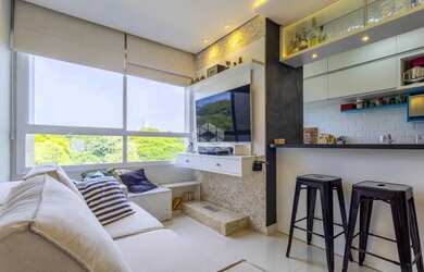 Imagem: O apartamento possui 1 Dormitório, 1 Banheiro, 1 Vaga na garagem