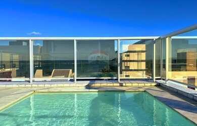 Imagem: O apartamento possui 1 Dormitório, 1 Banheiro, 1 Vaga na garagem