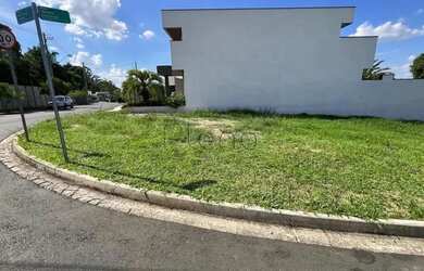 Imagem: O terreno possui 314m² de Área e está localizado em Jardins