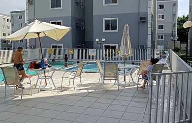 Imagem: O apartamento possui 2 Dormitórios, 1 Banheiro, 1 Vaga na garagem