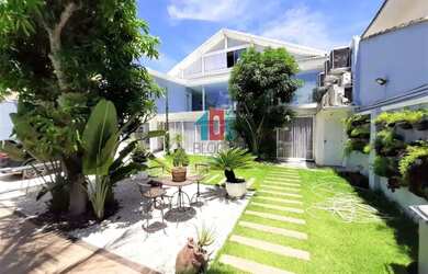 Imagem: A casa em condomínio possui 5 Dormitórios, 5 Banheiros, 5