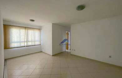 Imagem: O apartamento possui 3 Dormitórios, 1 Banheiro, 2 Vagas na