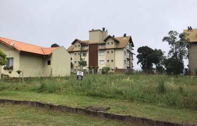 Imagem: O terreno possui 354m² de Área e está localizado em Gramado