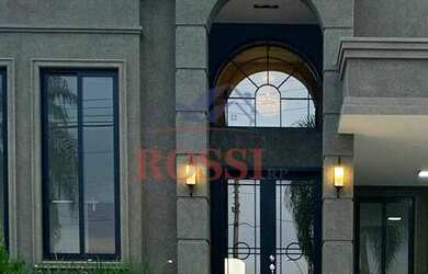 Imagem: A casa em condomínio possui 3 Dormitórios, 3 Banheiros, 225m²