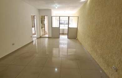 Imagem: O depósito possui 80m² de Área e está localizado em Centro