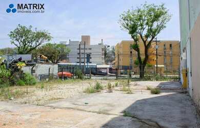 Imagem: O terreno possui 420m² de Área e está localizado em Água