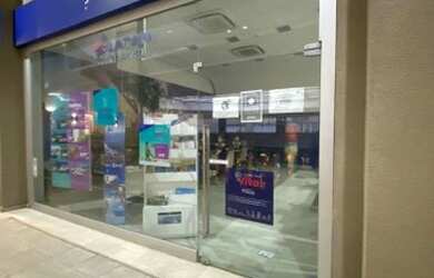 Imagem: O depósito possui 1 Vaga na garagem e 64m² de Área e está