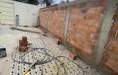 Imagem 3: Casa com 2 Quartos 1 Suíte 2 vagas a venda,130m2 por R$ 295.000