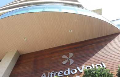 Imagem: O apartamento possui 4 Dormitórios, 1 Banheiro, 2 Vagas na