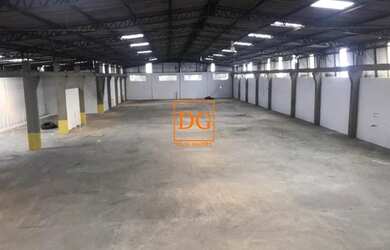 Imagem: O depósito possui 4 Vagas na garagem, 2.000m² de Área e