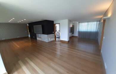 Imagem: O apartamento possui 4 Dormitórios, 5 Banheiros, 4 Vagas na