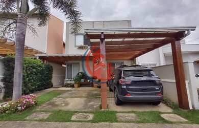 Imagem: A casa em condomínio possui 3 Dormitórios, 2 Banheiros, 2