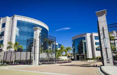 Imagem: O depósito possui 1 Vaga na garagem, 63m² de Área e está