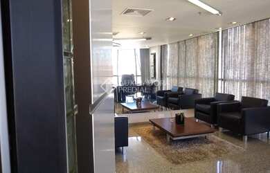 Imagem: O depósito possui 2 Vagas na garagem, 69m² de Área, Imóvel