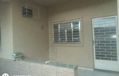 Imagem: A casa possui 2 Dormitórios, 2 Banheiros, 100m² de Área e