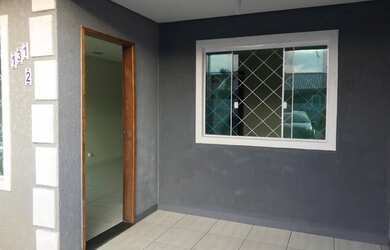 Imagem: A casa possui 2 Dormitórios, 1 Banheiro, 1 Vaga na garagem