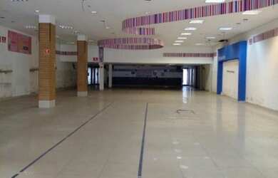 Imagem: O depósito possui 560m² de Área e está localizado em Santo