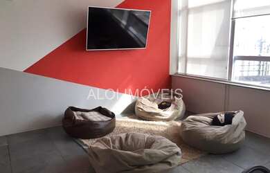 Imagem 6: Localização única em Pinheiros. 150 metros da estação, do metro linha...