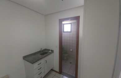 Imagem: O depósito possui 35m² de Área e está localizado em Centro