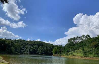Imagem 2: Lote/Terreno para venda possui 600 metros quadrados em Centro - Atibaia...