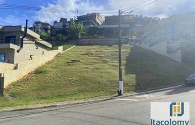 Imagem: O terreno possui 484m² de Área e está localizado em Tamboré