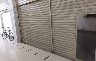 Imagem 2: Loja para venda possui 40 metros quadrados em Madureira - Rio de Janeiro...