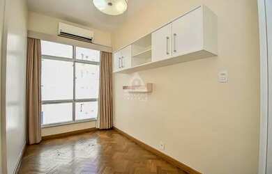 Imagem 6: Apartamento refomado a venda com 2 quartos e dependência revertida para...