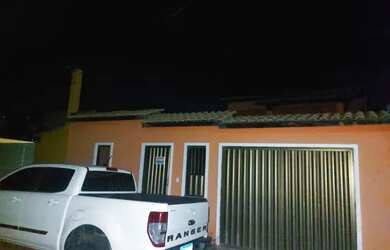 Imagem 2: Aluga-se. Piscina, 3 Vagas na garageme4 Dormitórios