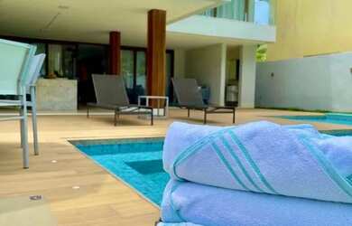 Imagem 7: Casa Pé na Areia em Condomínio para Aluguel e Venda tem 350 Metros Quadrados com 7 Suítes