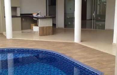 Imagem 2: Casa no condomínio para Venda e locação com 300 metros quadrados