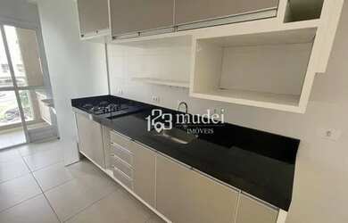 Imagem: O apartamento possui 2 Dormitórios, 2 Banheiros, 2 Vagas na